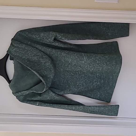 Columbia - Womens Pullover with Hood - Small - Picture 2 of 3